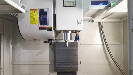 Fresadora Vertical CNC Centro de Usinagem Vertical CNC (BL-V8/V11)